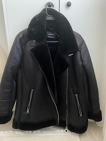 Stradivarius Mont