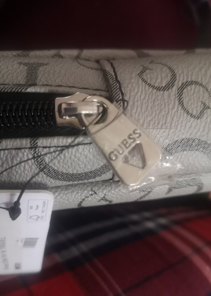 GUESS marka sıfır kadın bel çantası - Görsel 2