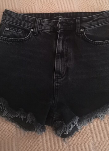 Siyah yeni kadın taşlanmış kot şort - Görsel 4
