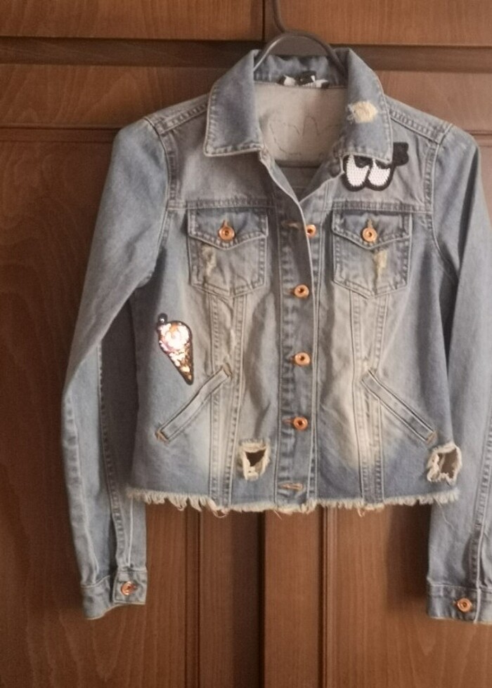 Taşlanmış pullu denim marka kot ceket - Görsel 3