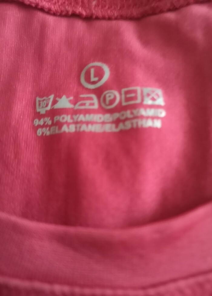 Hiç kullanılmamış Adidas tişört  - Görsel 4