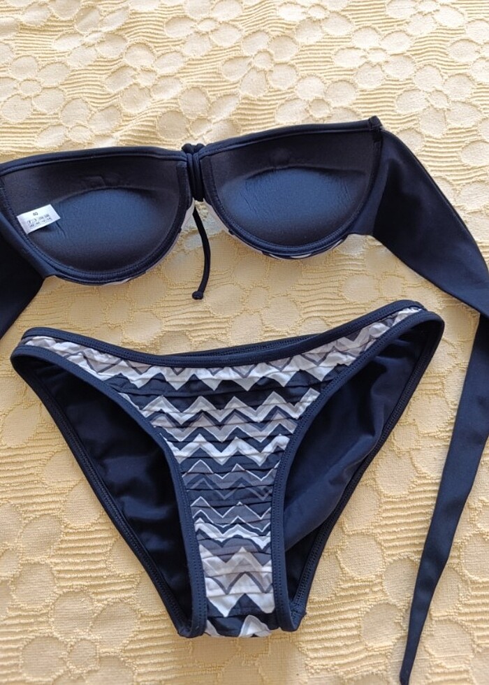 Siyah desenli kadın bikini - Görsel 2