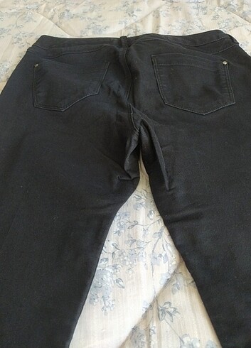 40 Beden siyah Renk İspanyol paça pantolon 