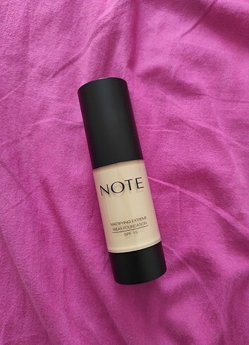 NOTE EXTREME WEAR FONDÖTEN 03 Beige