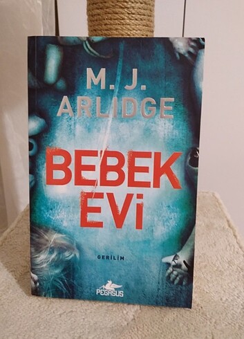 BENEK EVİ / M.J. ARLIDGE / DEDEKTİF HELEN GRACE SERİSİ 3..KİTAP 