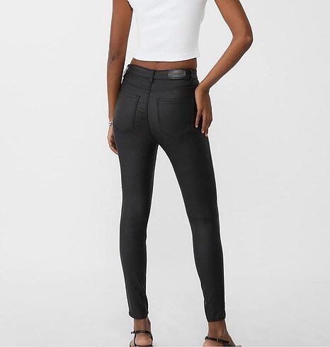 Stradivarius Stradivarius mumlu pantolon