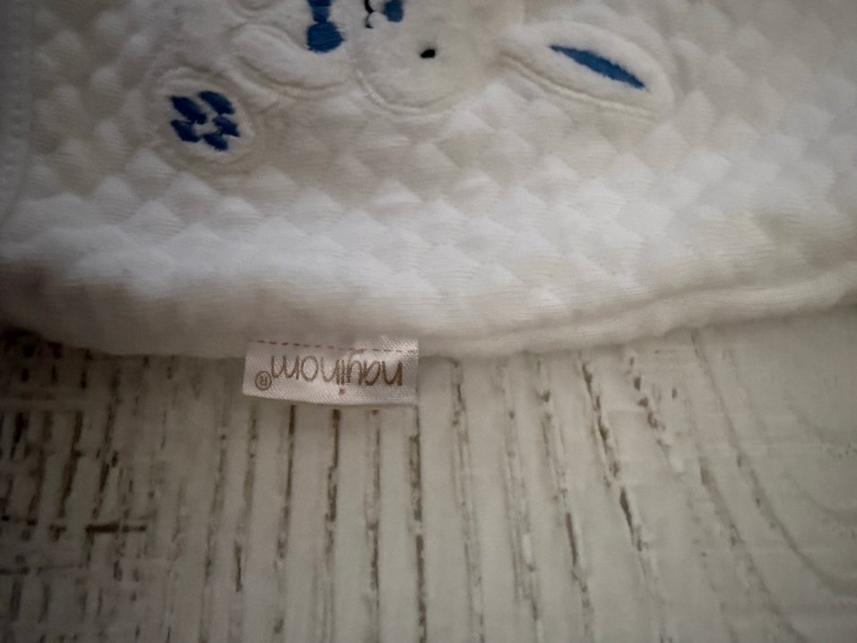 Beyaz Nakışlı Bebek Yeleği - Görsel 3