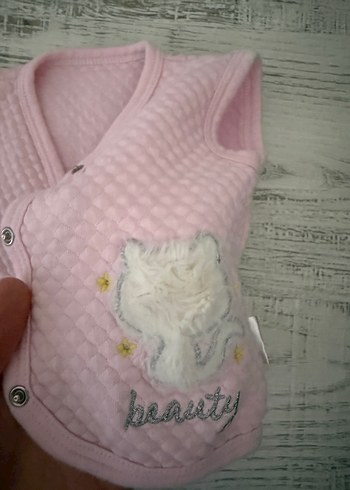Düğmeli Pembe Nakışlı Kız Yeleği - Görsel 2