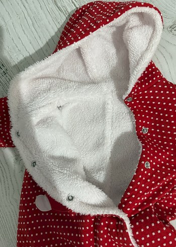 Kapüşonlu Kız Bebek Peluş Tulum Kırmızı - Görsel 6