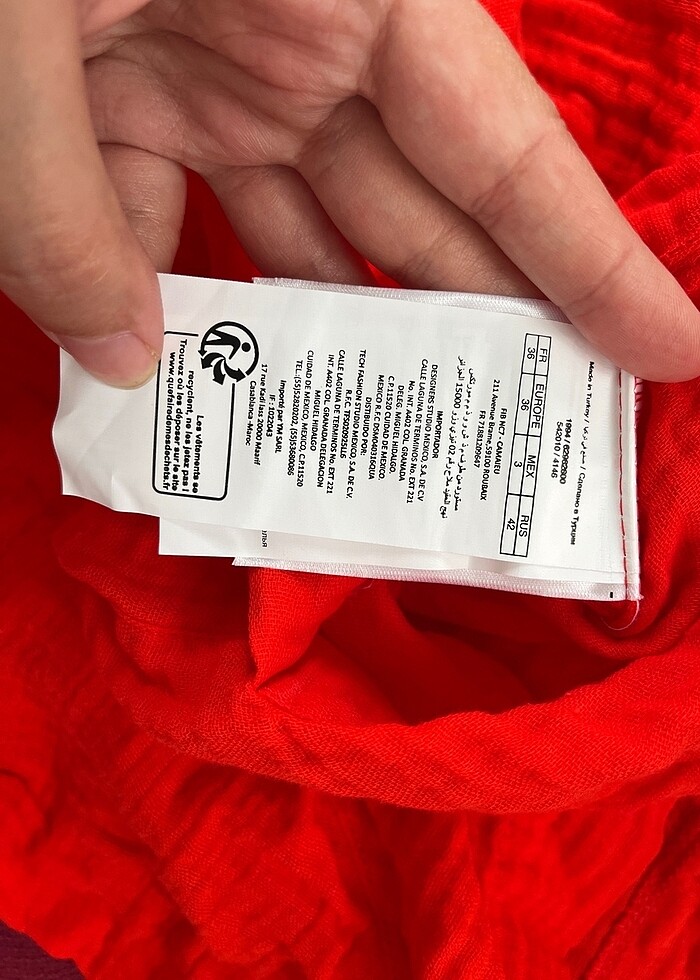 Kırmızı şortlu tulum - Görsel 5