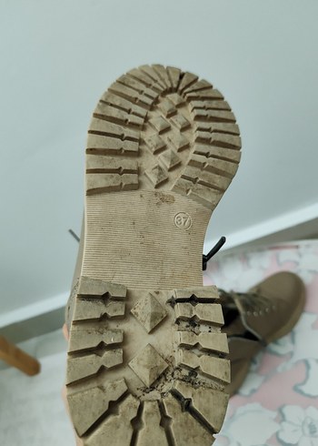 Bej Deri Kadın Postal Bot Kürklü - Görsel 6