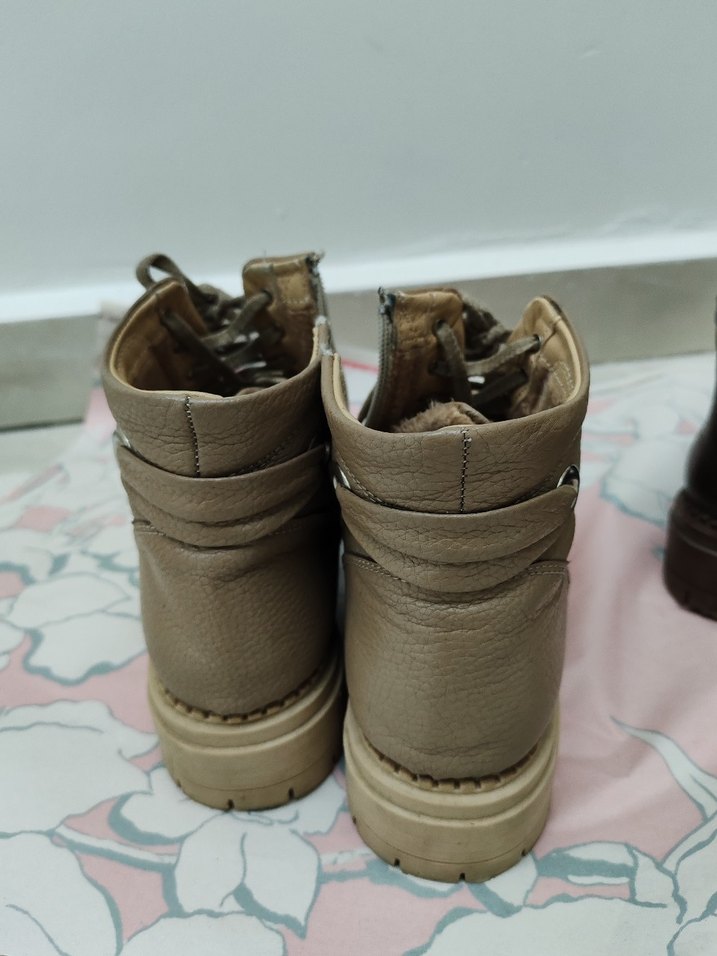 Bej Deri Kadın Postal Bot Kürklü - Görsel 5