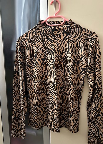 Kahverengi Zebra Desenli Uzun Kollu Balıkçı Yaka Bluz