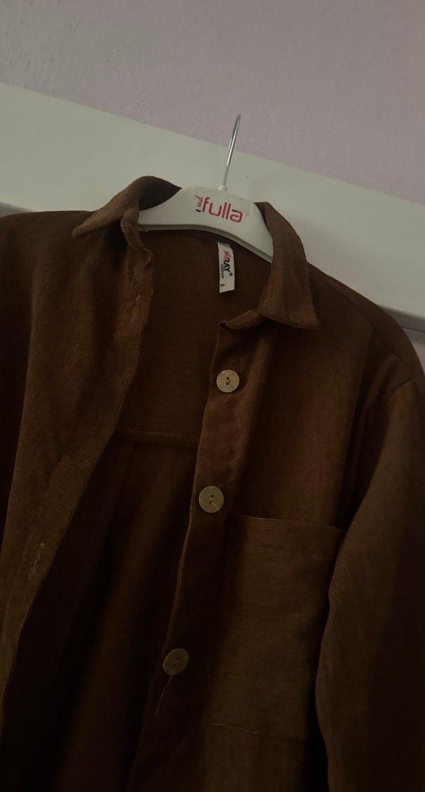 Düğmeli Kahverengi Süet Uzun Kollu Gömlek - Görsel 3