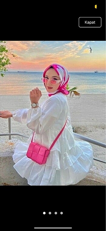 Beyaz tunik önü fırfırlı