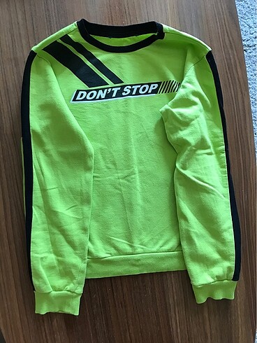 Erkek çocuk içi pamuklu sweatshirt.