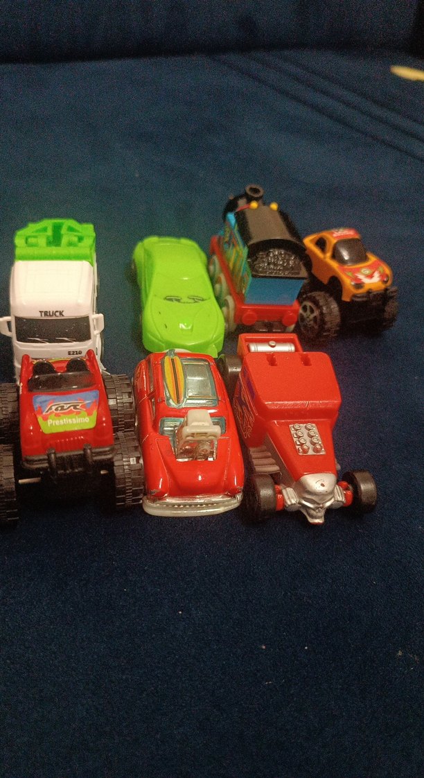 Renkli Oyuncak Araba Seti - Görsel 2