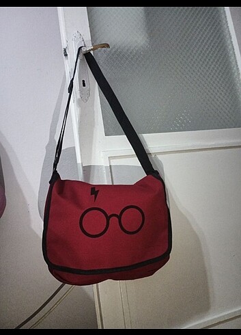 Diğer Harry Potter postacı çantası