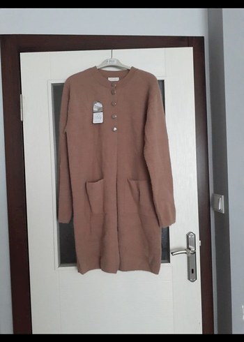 Düğmeli Uzun Kahverengi Kadın Hırka - Görsel 8
