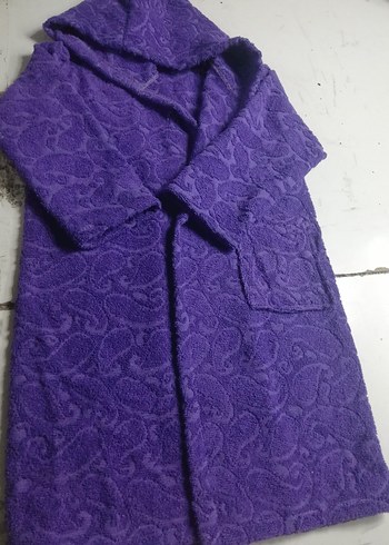 Mor Yılan Desenli Kapüşonlu Bornoz 4,5 yas - Görsel 3