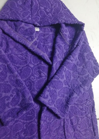 Mor Yılan Desenli Kapüşonlu Bornoz 4,5 yas - Görsel 2