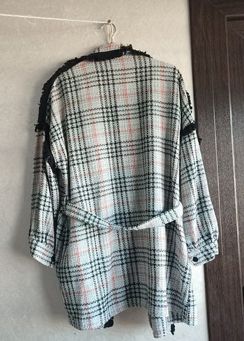 Ekose Desenli Kemerli Kadın Kısa Kaban - Görsel 3