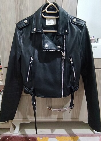 Bershka Deri Ceket
