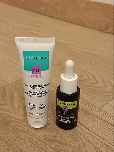Salisilik asit Yüz temizleme jeli ve serum