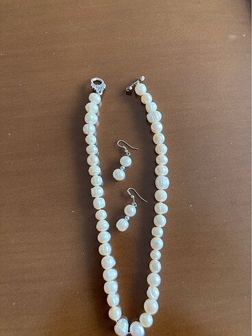  Beden İri taneli gerçek İnci kolye ve küpe seti