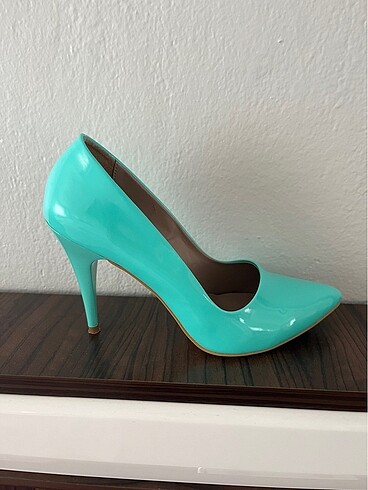 Diğer Stiletto ayakkabı