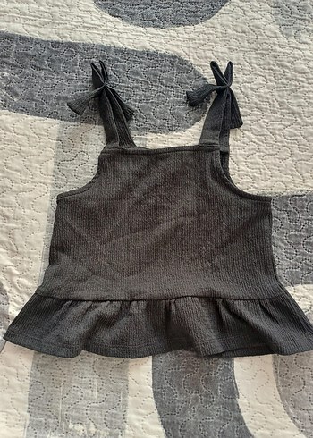 H&M Kız Çocuk Siyah Fiyonklu Peplumlu Keten Üst