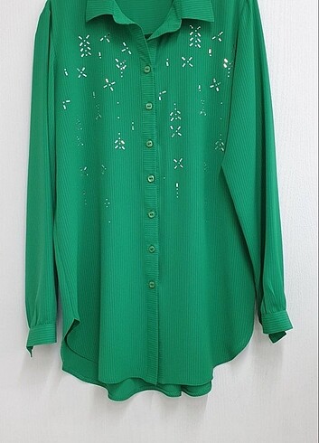 75 cm yeşil taşlı gömlek 