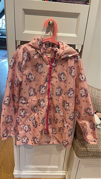 H&M Mevsimlik Yağmurluk