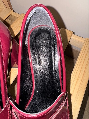 39 Beden Cherry red kirmizi ayakkabi