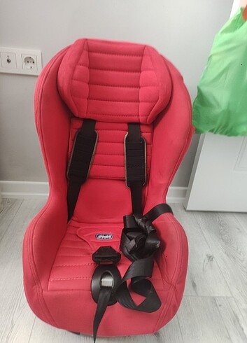 Chicco Oto koltuğu