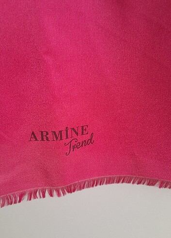 Armine Armine eşarp