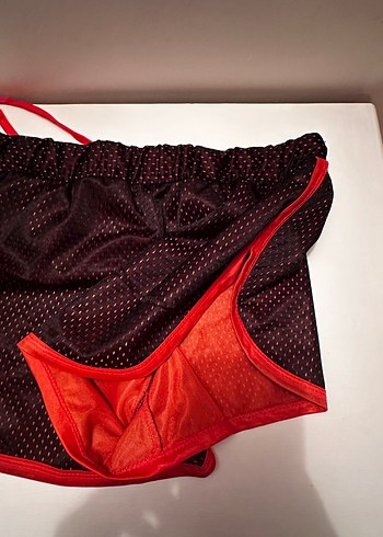 Kırmızı Mini Spor Kadın Şort - Görsel 5