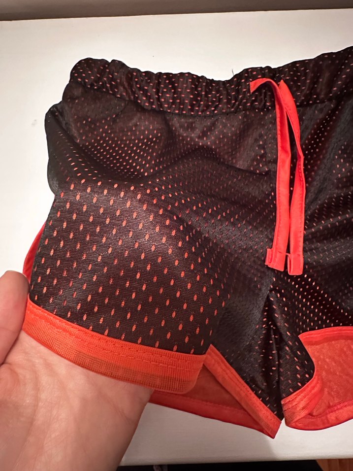 Kırmızı Mini Spor Kadın Şort - Görsel 3