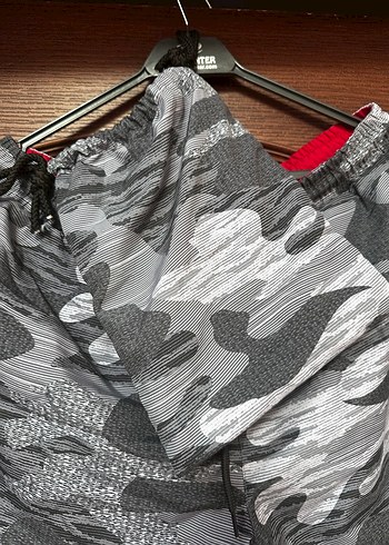 Gri Kamuflaj Desenli Erkek Deniz Şortu - Görsel 3