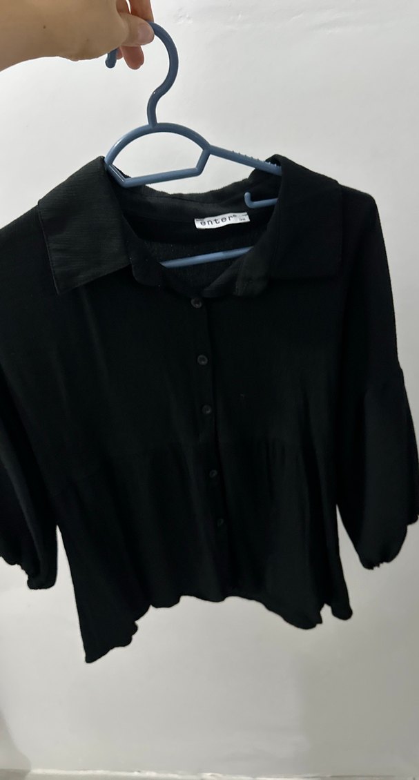 Düğmeli Siyah Gömlek - Görsel 3