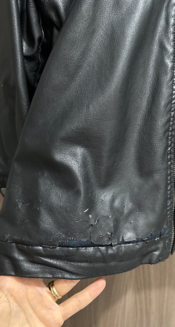 Siyah Deri Kapüşonlu Kadın Ceket - Görsel 2