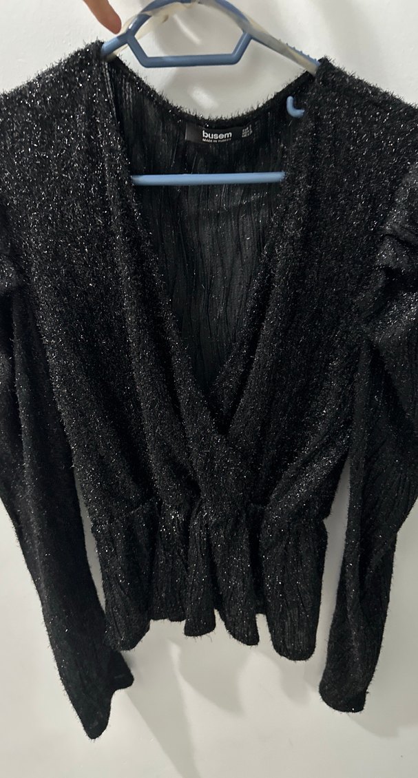 Parlak Siyah V Yakalı Uzun Kollu Bluz - Görsel 4