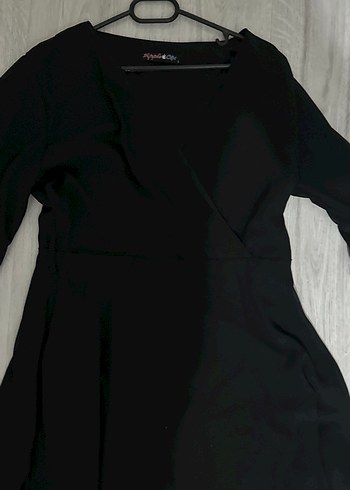 Siyah V Yaka Uzun Keten Elbise - Görsel 2