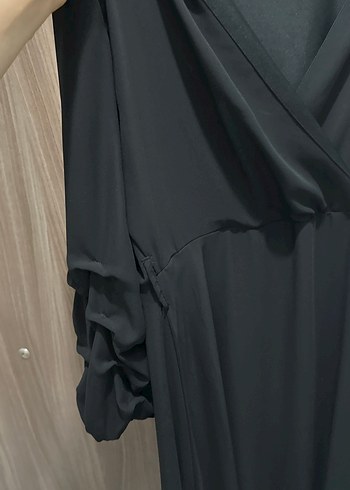 Siyah V Yaka Uzun Keten Elbise - Görsel 4