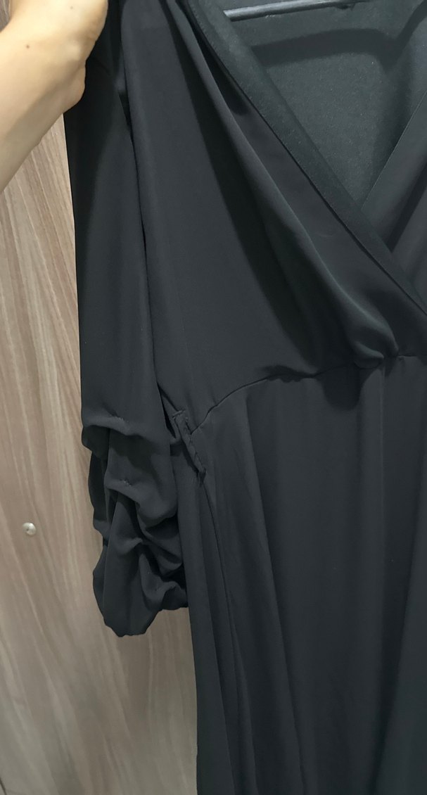 Siyah V Yaka Uzun Keten Elbise - Görsel 4