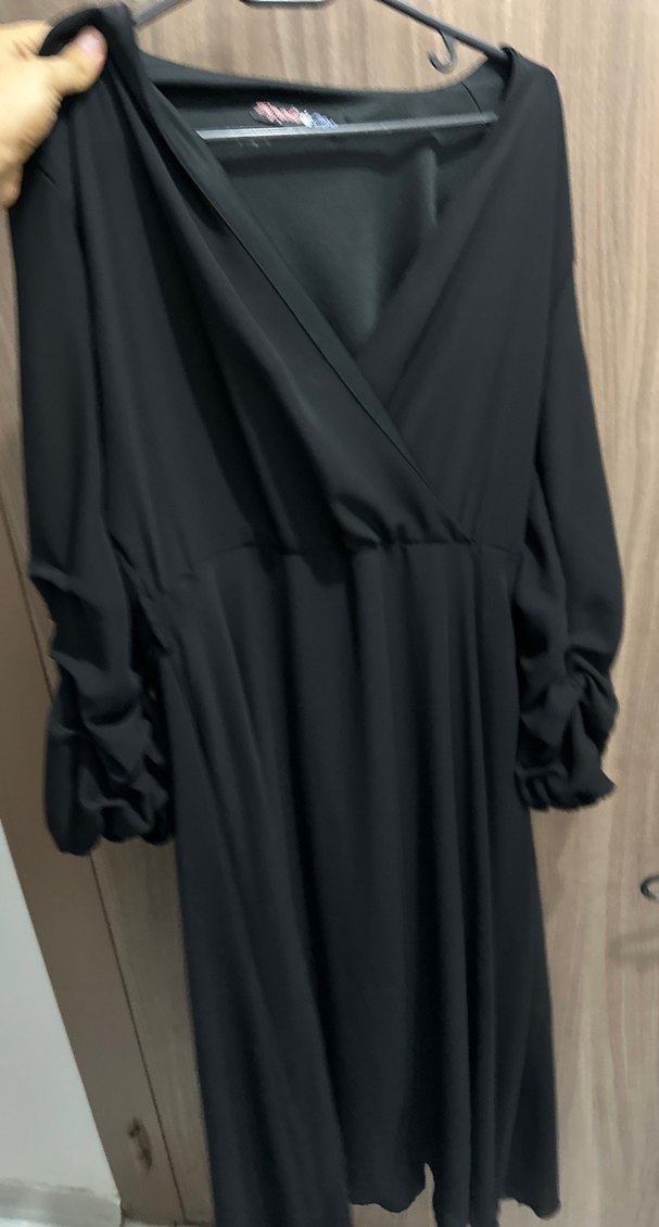 Siyah V Yaka Uzun Keten Elbise - Görsel 3