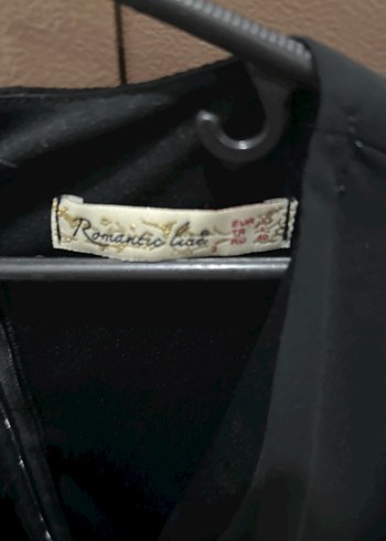 Siyah V Yaka Uzun Kollu Midi Elbise - Görsel 4