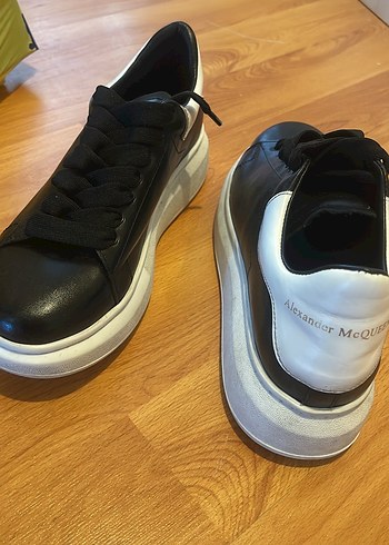 Siyah Beyaz Platform Kadın Spor Ayakkabı - Görsel 2