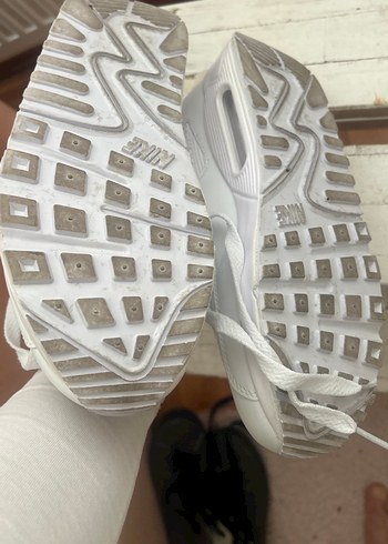 Beyaz Bağcıklı Kadın Spor Ayakkabı - Görsel 4