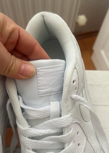 Beyaz Bağcıklı Kadın Spor Ayakkabı - Görsel 2